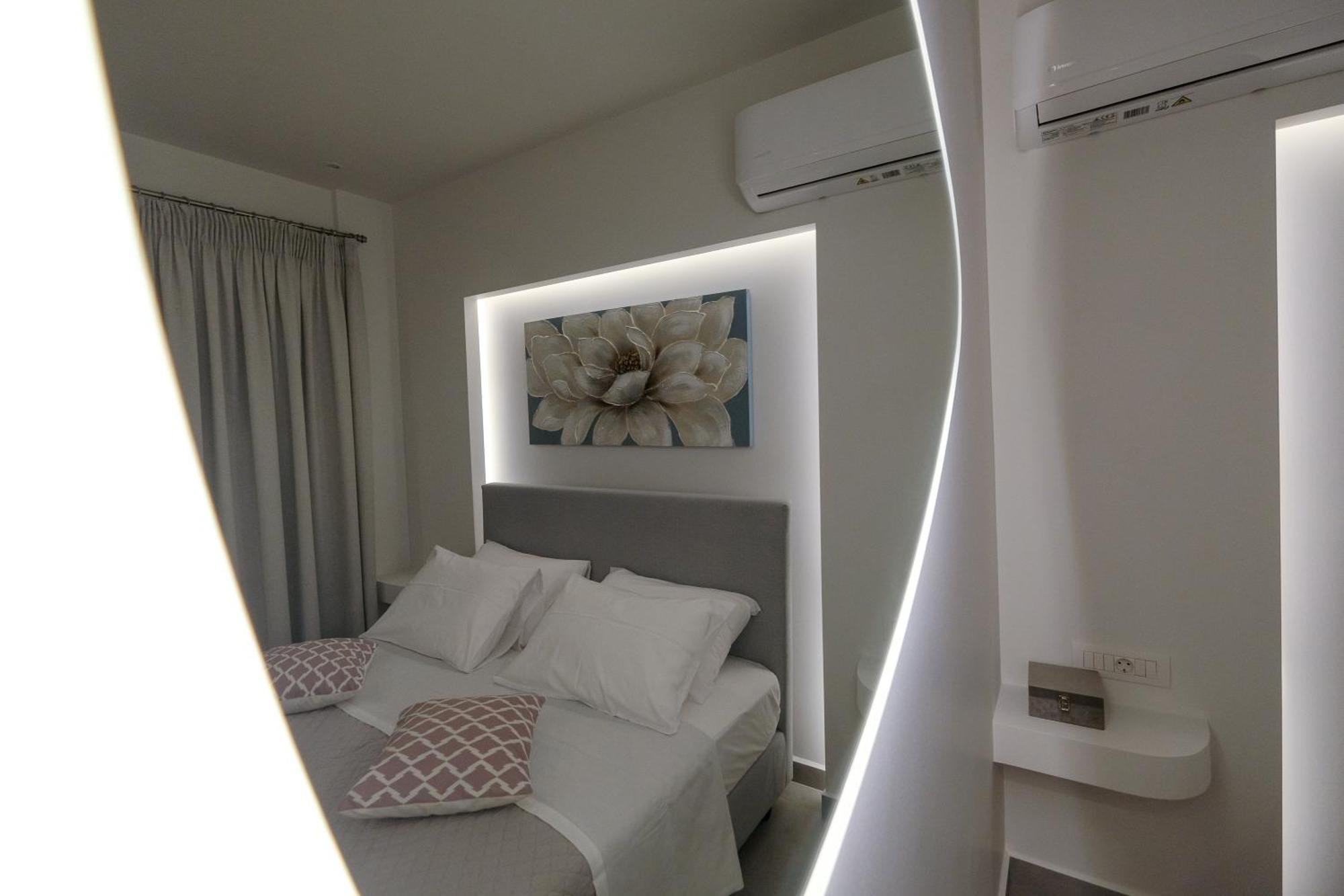 Rhodes Retreat: Modern Comfort In Serene Luxury Rhodes City Exterior photo